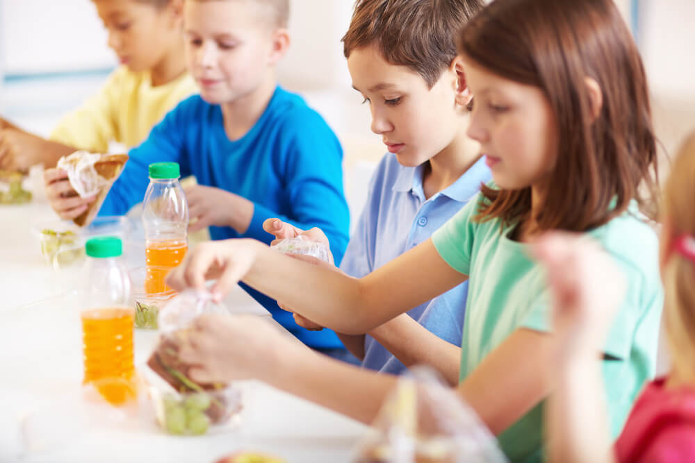 Lanche nutritivo e divertido: os desafios na educação infantil