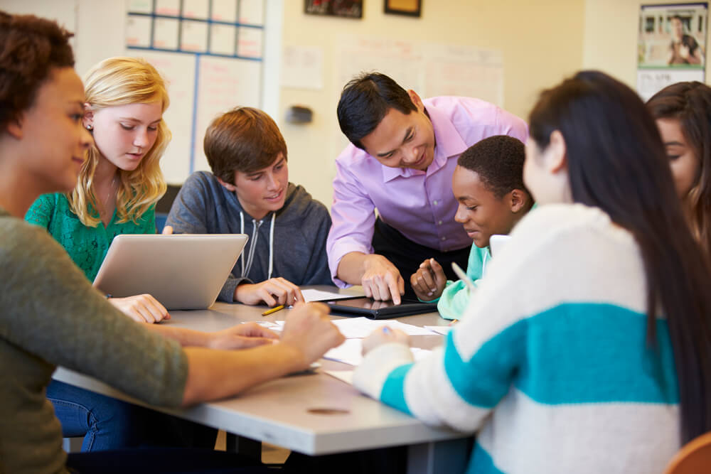 Transição escolar: amenizando a mudança do Ensino Fundamental para o Ensino Médio