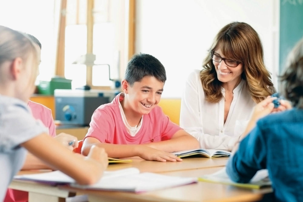 Existe uma idade ideal para buscar uma educação bilíngue para seu filho?